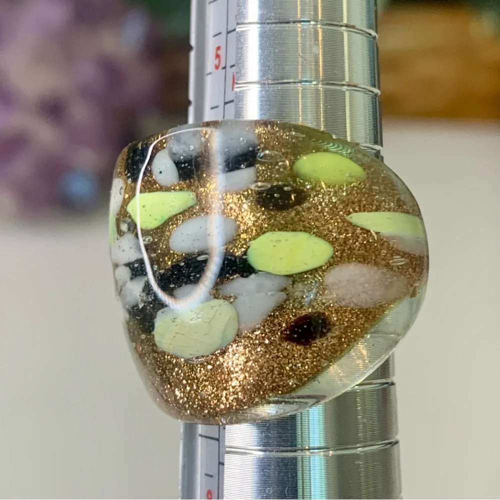 VTG Murano Style Art Glass Hand Blown Gold Foil Lampwork Confetti Dome Ring SZ 7